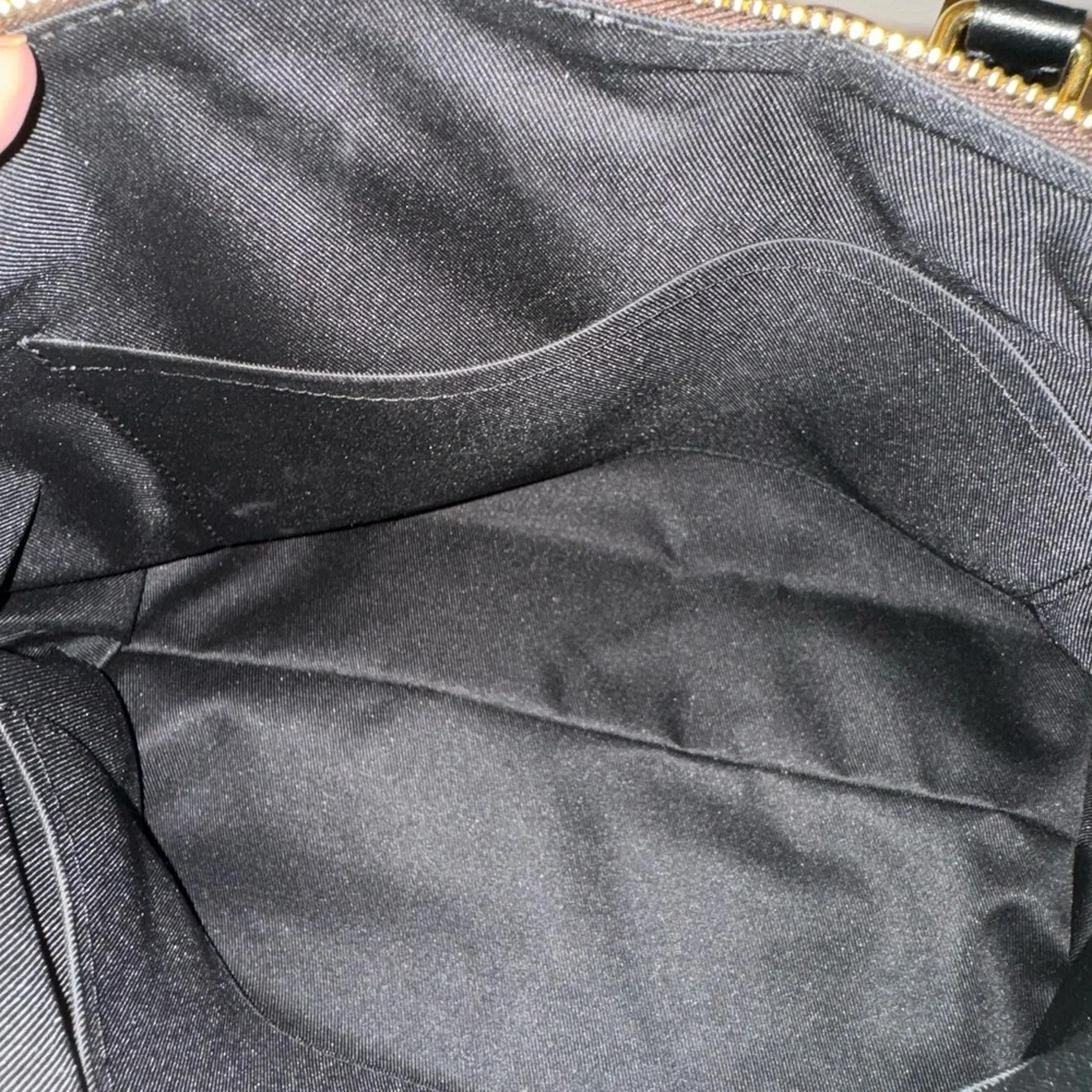 Authentic Louis Vuitton Odeon Tote MM in Damier Ebene - Picture 10 of 12